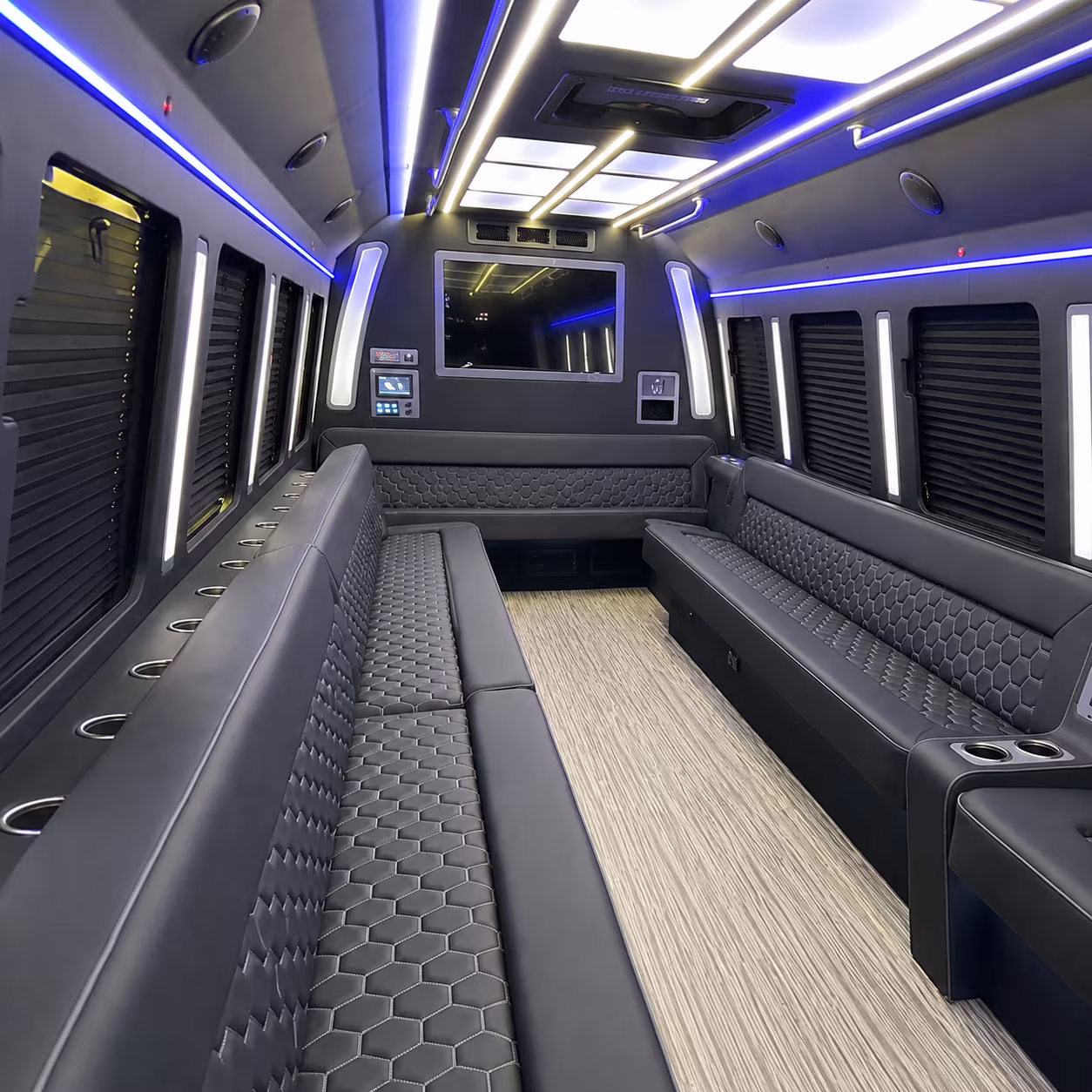 Coral Springs Birthday, Sweet 16, & Quinceañera Transportation group transportation