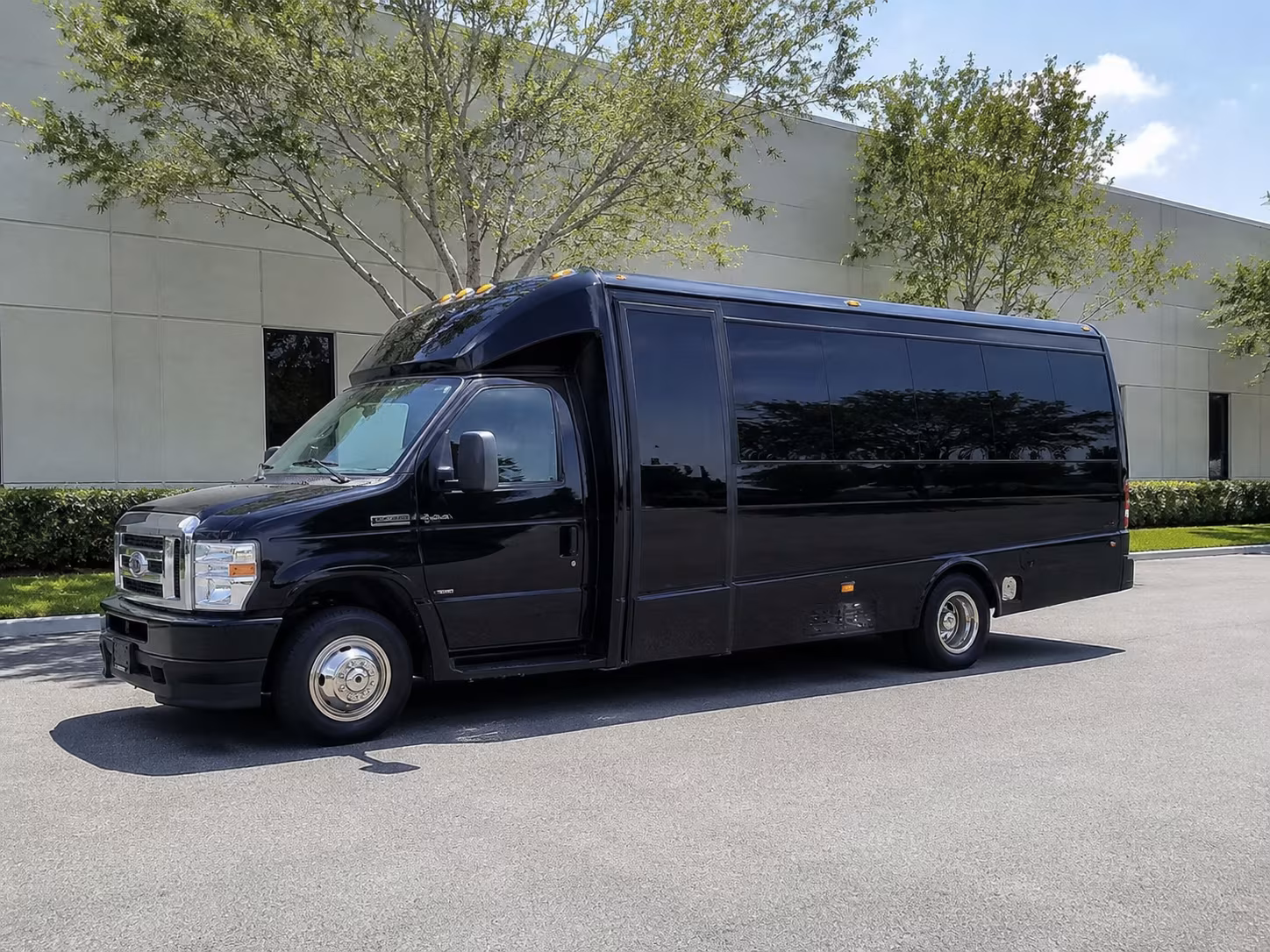 Coral Springs Corporate Transportation party bus exterior