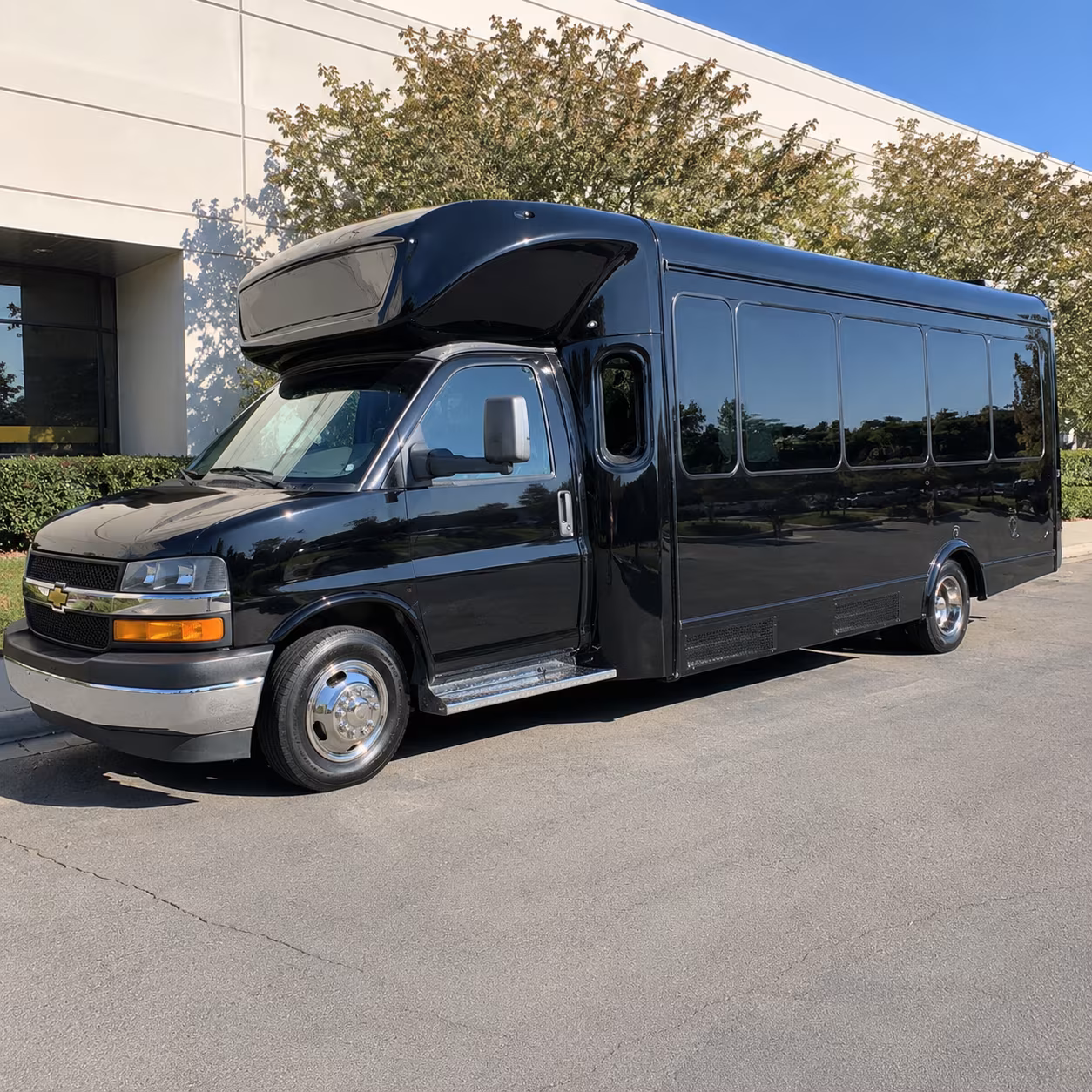 Coral Springs Winery Tour & Pub Crawl Transportation party bus exterior